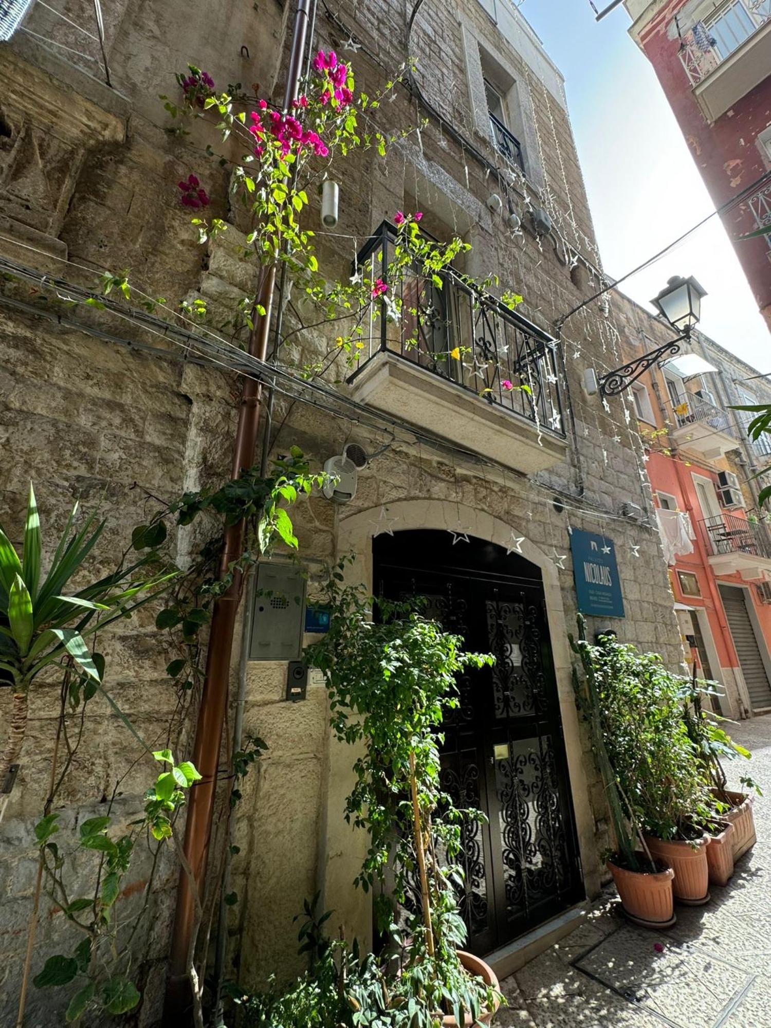 Bed and Breakfast Palazzo Nicolaus Del Borgo Antico Bari Zewnętrze zdjęcie